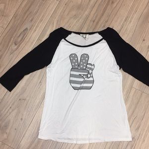 3/4 Sleeve Raglan T-Shirt Peace Sign